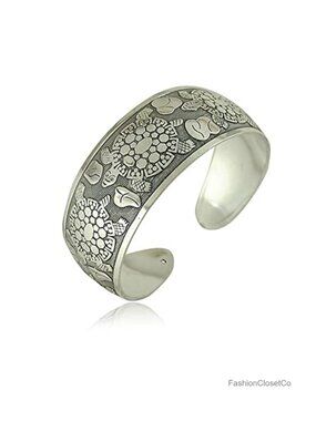 Vintage Bohemian Carved Cuff Bracelet - Wide Hammered Bangle for Women